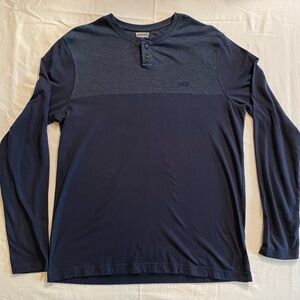Levis Men's Navy two toned Long Sleeve Shirt